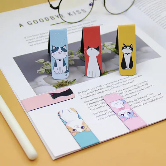 4pcs Whimsical Feline Magnetic Bookmark - Assorted Cat Design